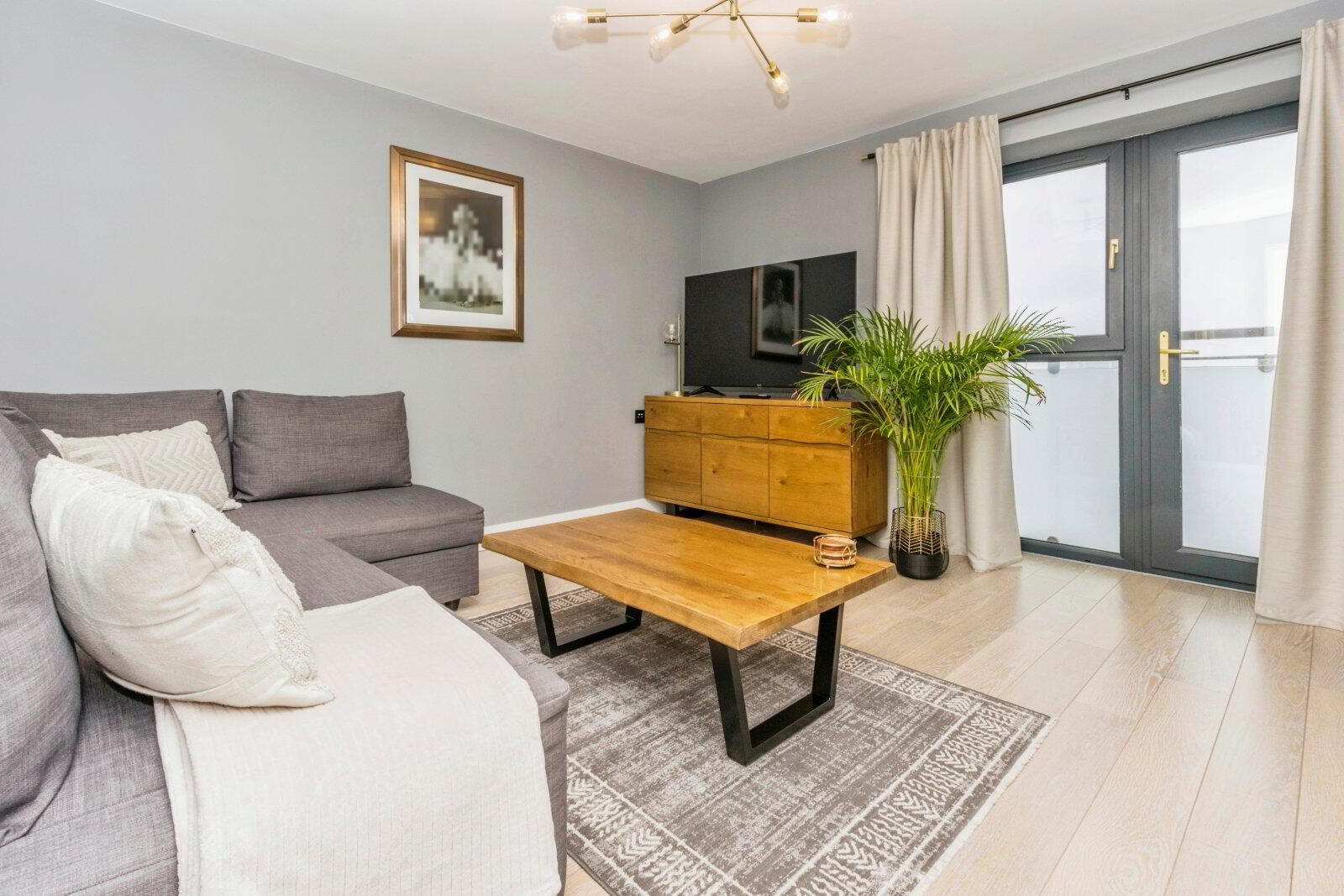 Apartment 13 34 Alfred Street 5 of 15
