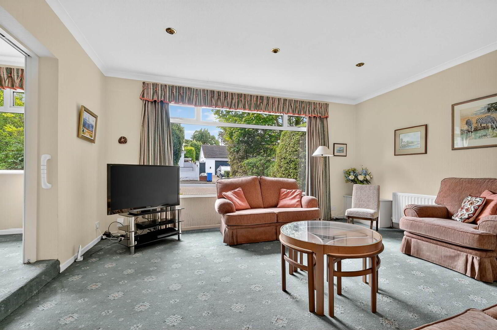 1 Croft Gardens 10 of 36