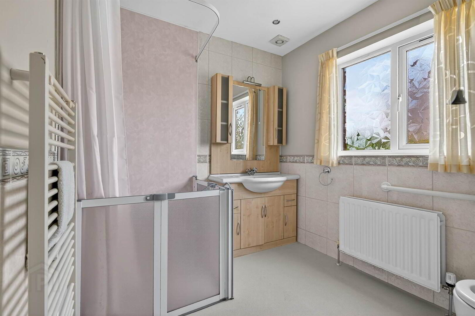 1 Croft Gardens 24 of 36