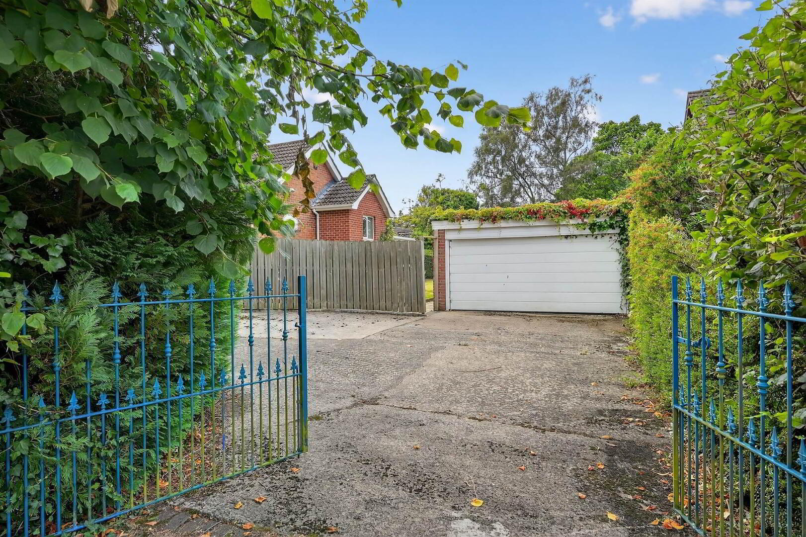1 Croft Gardens 31 of 36