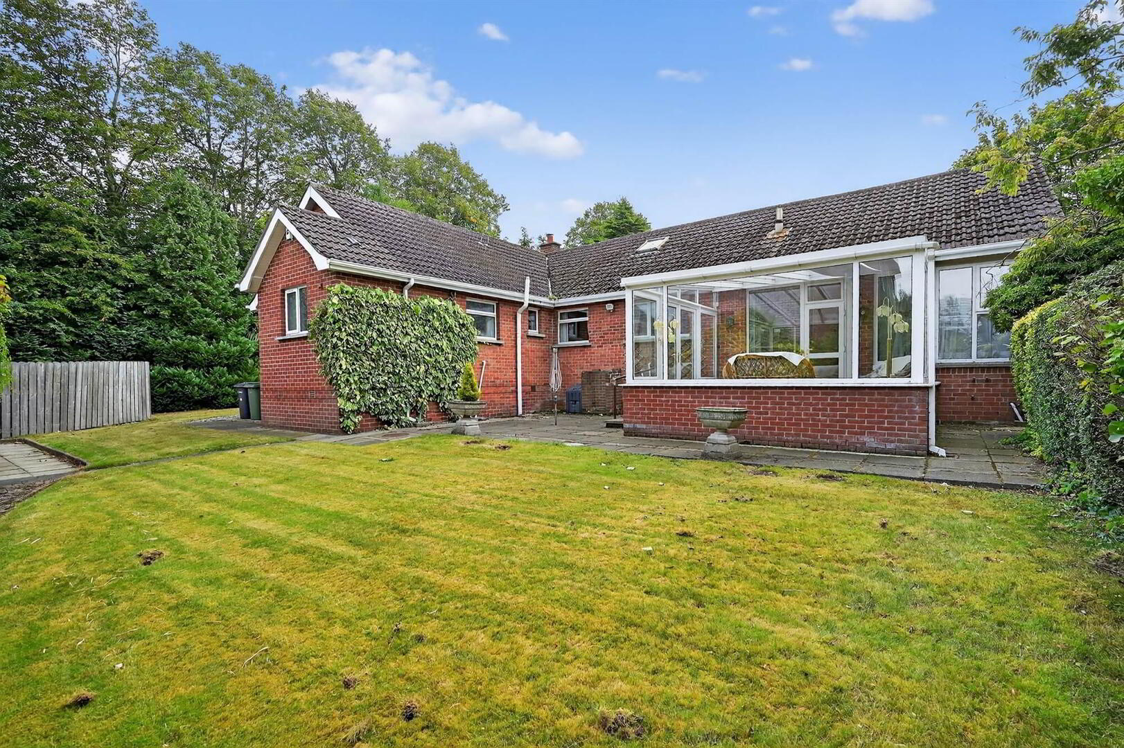 1 Croft Gardens 28 of 36