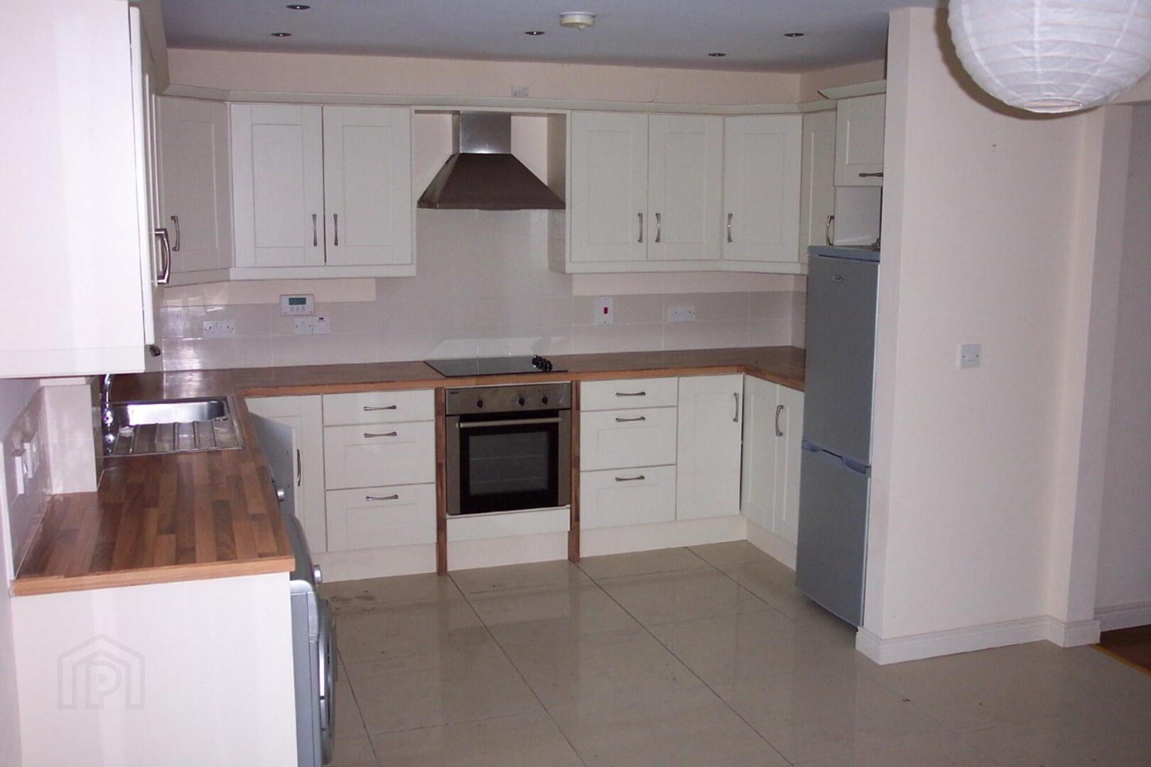 6 Wallace Court 5 of 8
