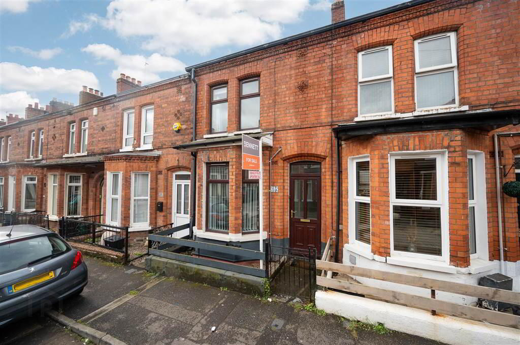 15 Rochester Street 1 of 8