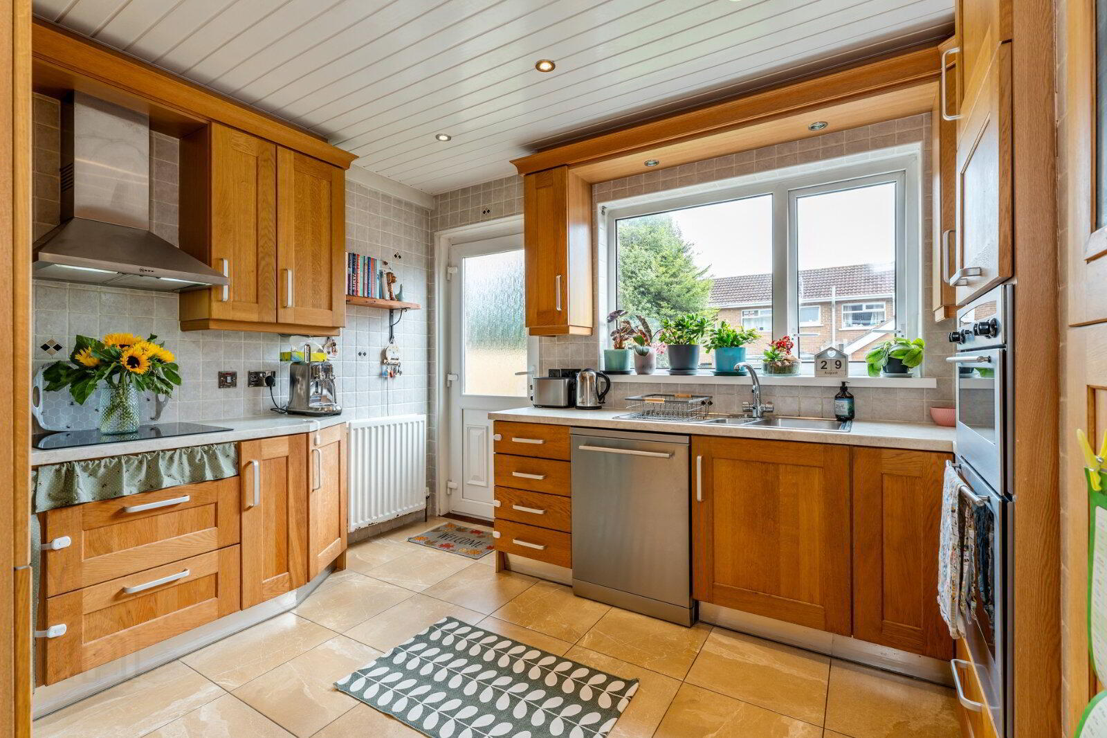 6 Sinclair Avenue 10 of 27
