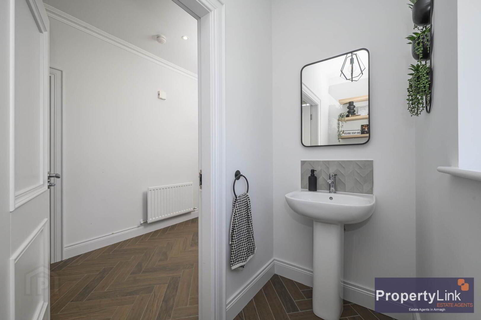 27 Deanery Drive 6 of 30