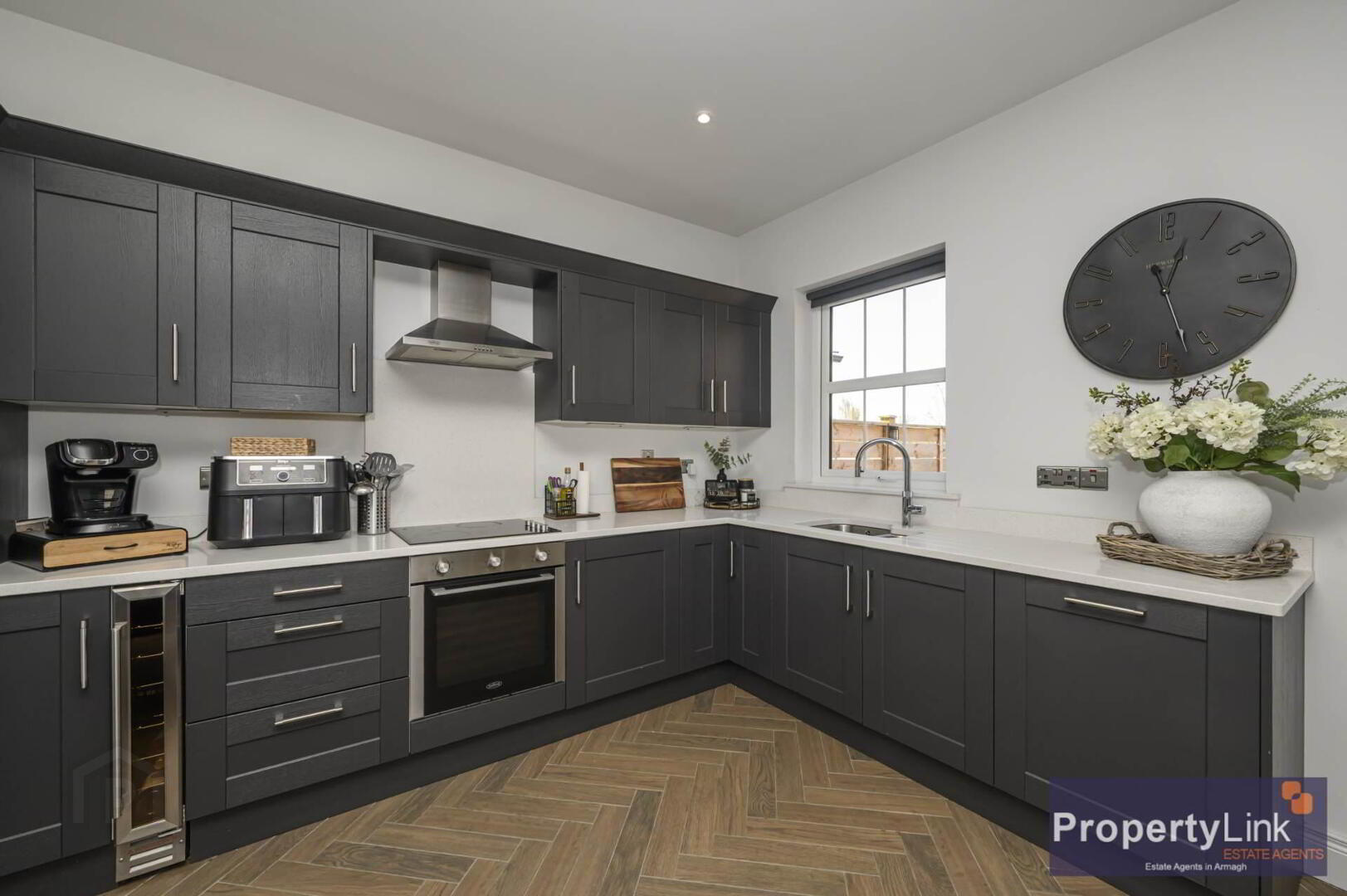 27 Deanery Drive 9 of 30