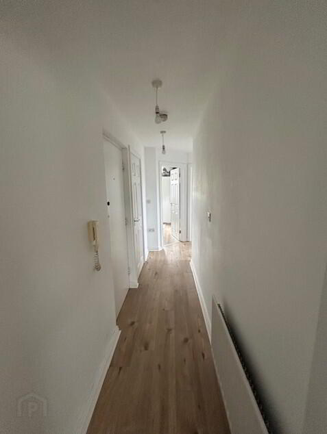 Apt 4 Taylors Manor 5 of 13