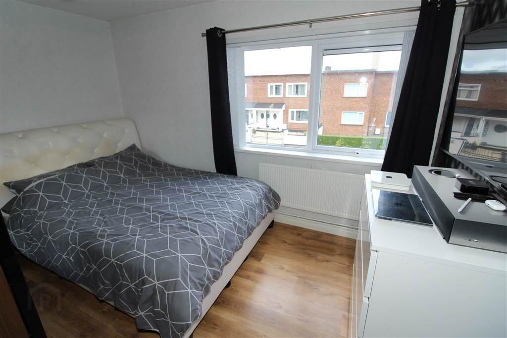 23b Sheskin Way 11 of 14