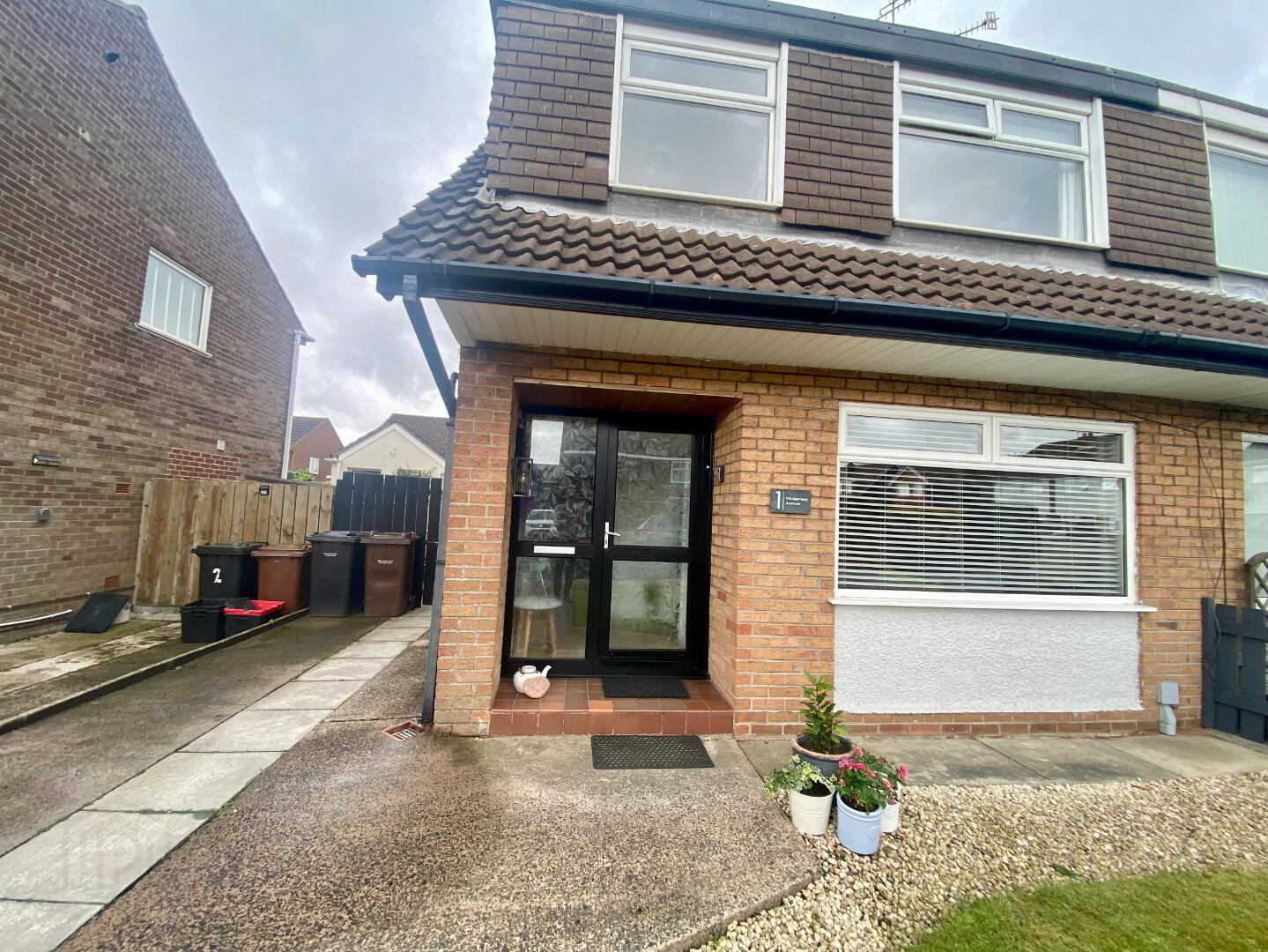 property description image