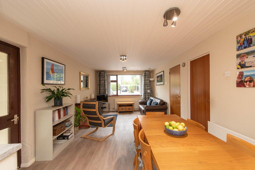 16 Jordanstown Road 6 of 40
