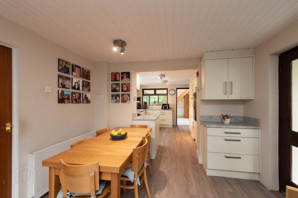 16 Jordanstown Road 8 of 40