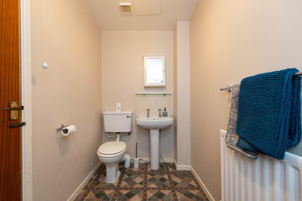 16 Jordanstown Road 29 of 40