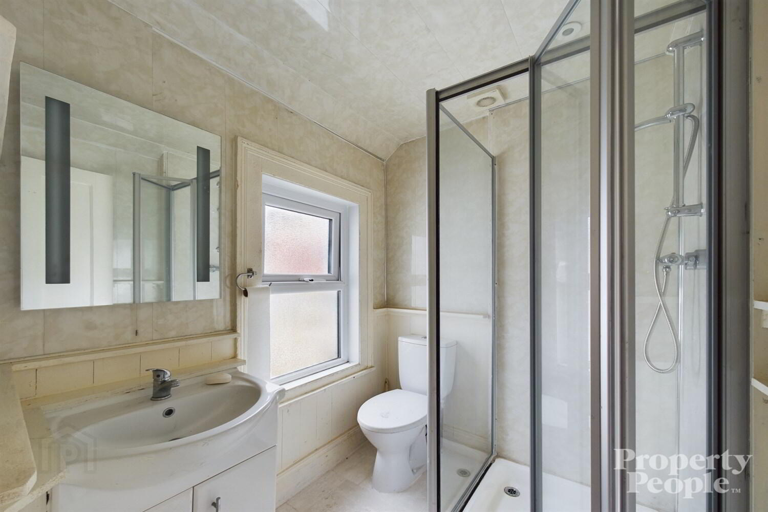 42 Cheviot Avenue 9 of 26