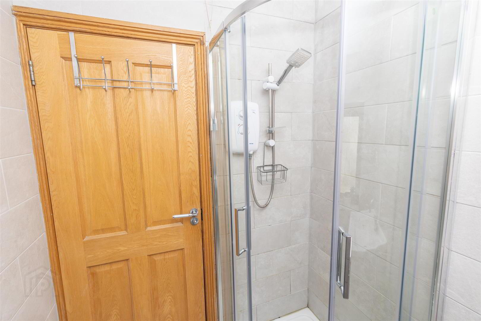 2 Great Georges Avenue 19 of 27
