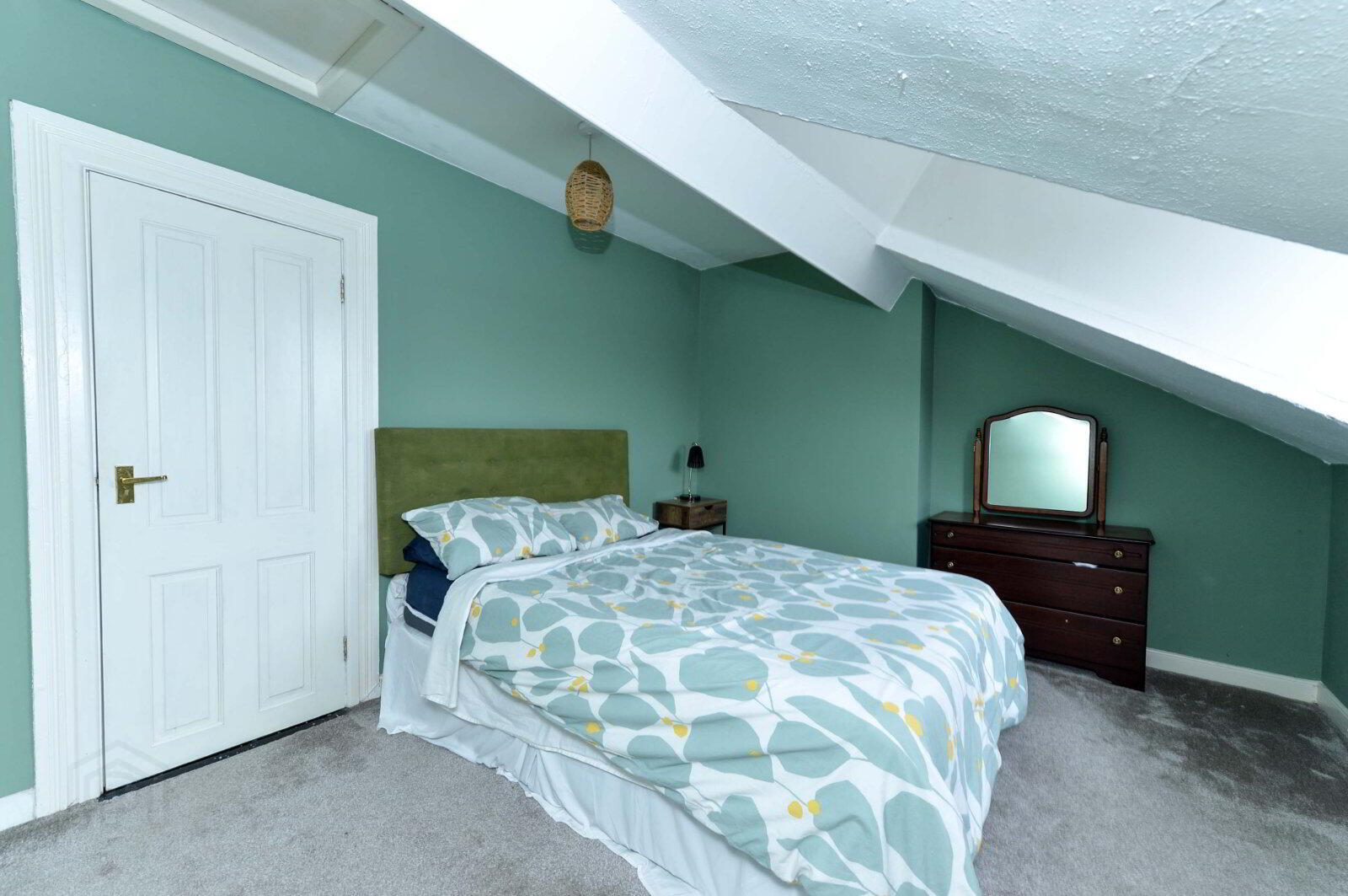 22 Ava Street 16 of 20