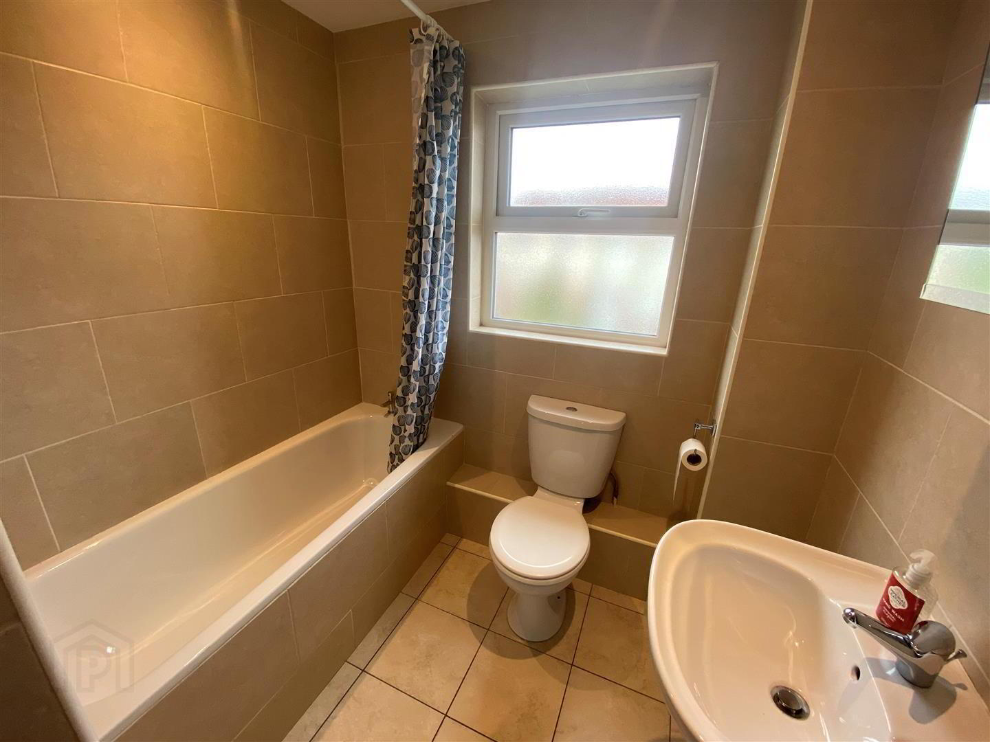 15 Rathgill Crescent 6 of 9