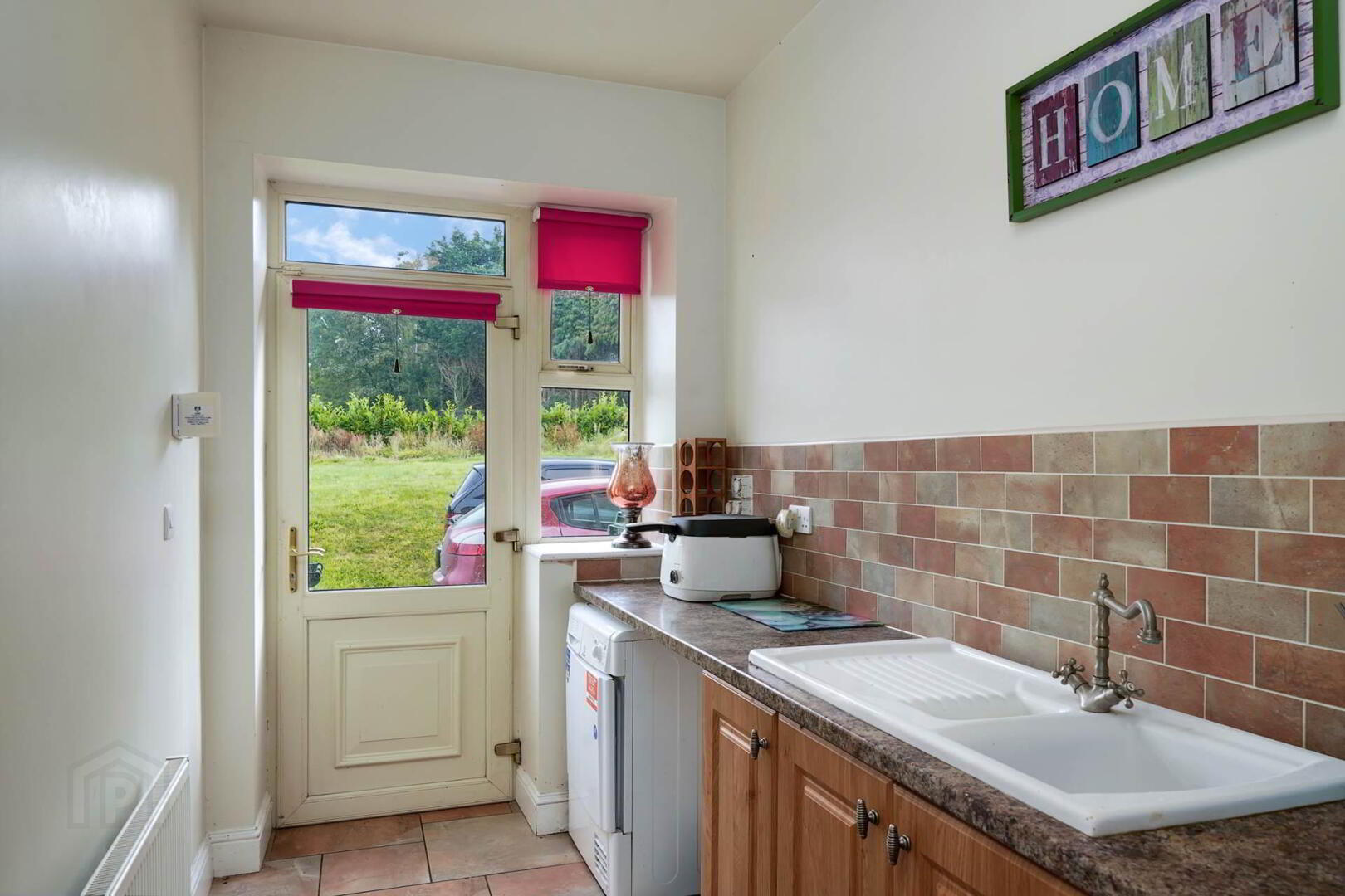 Reynoldstown House, Roadmain 7 of 24