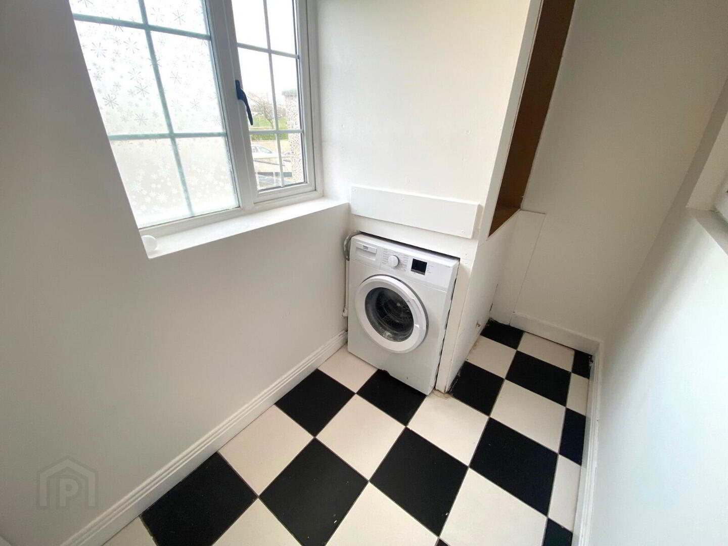 Edenmore Crescent 7 of 20