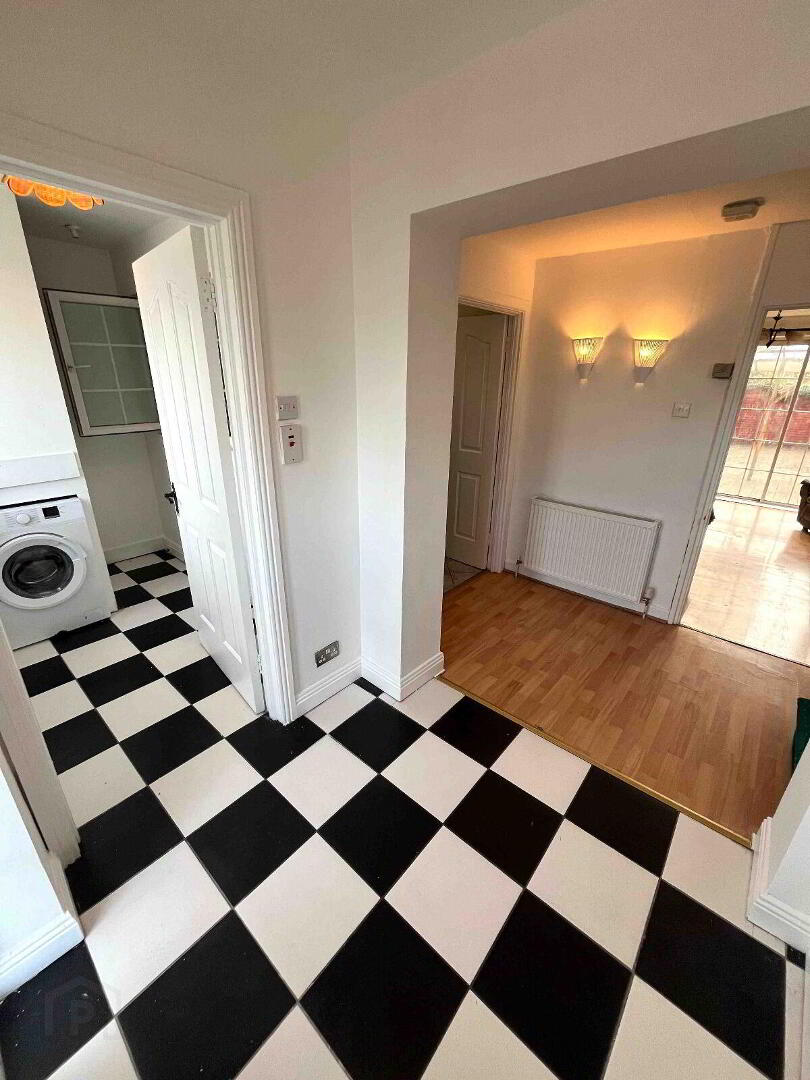 Edenmore Crescent 6 of 20