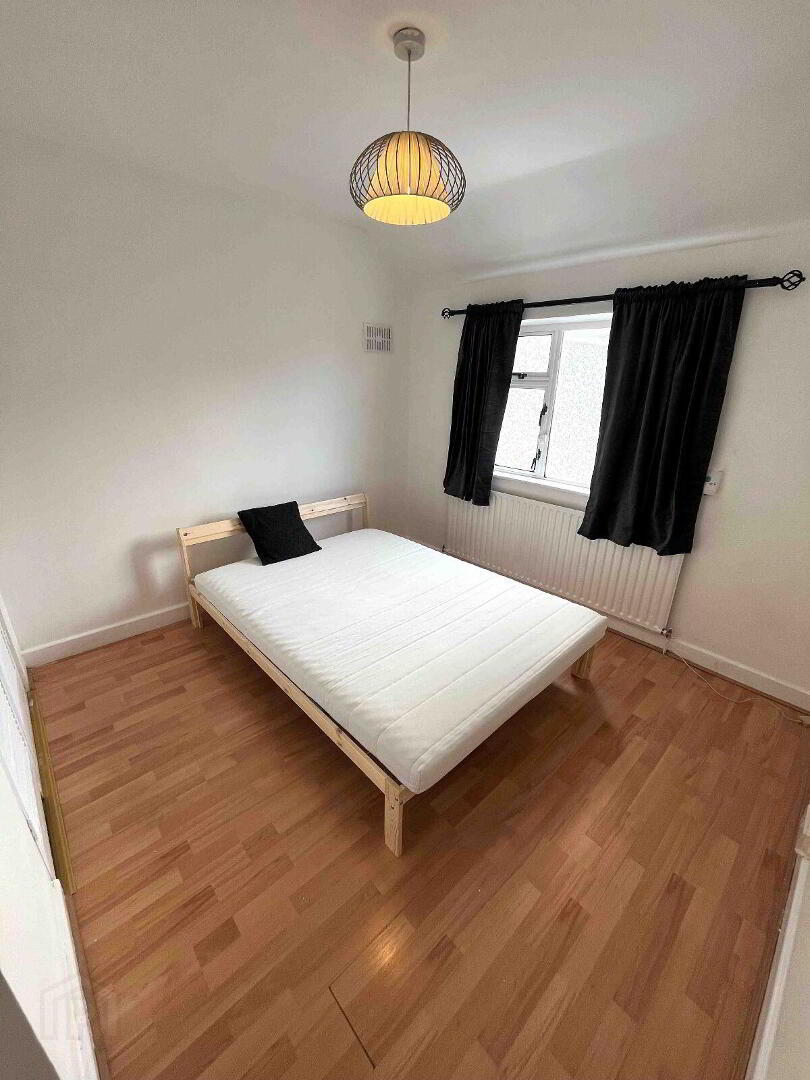 Edenmore Crescent 11 of 20