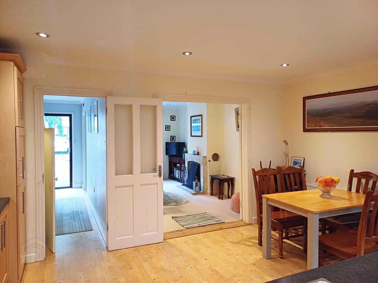 134 Dorney Court 11 of 45