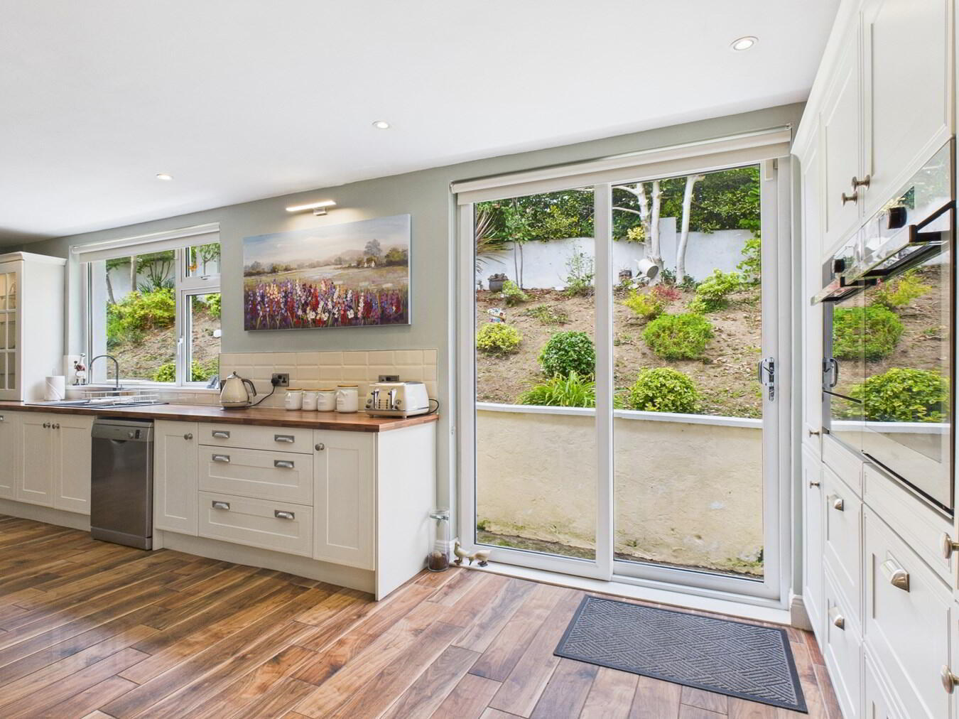 Ashmount 19 of 51