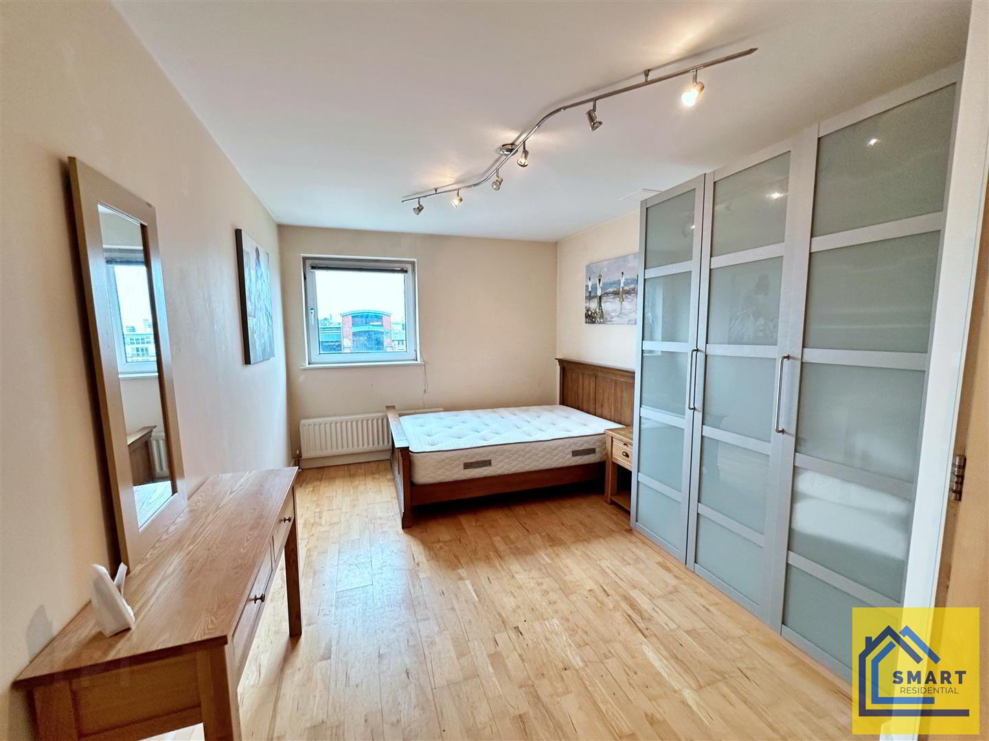 604 Park Avenue 7 of 13