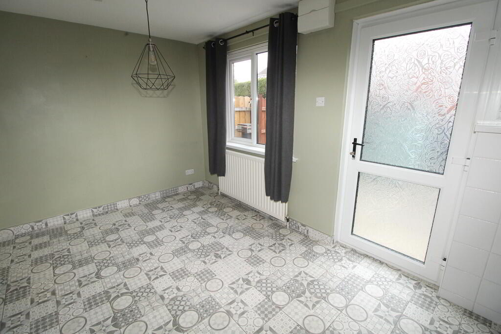 15 Abbeyville Street 6 of 12