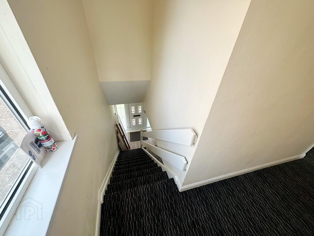 24 Rathmore Road 5 of 12