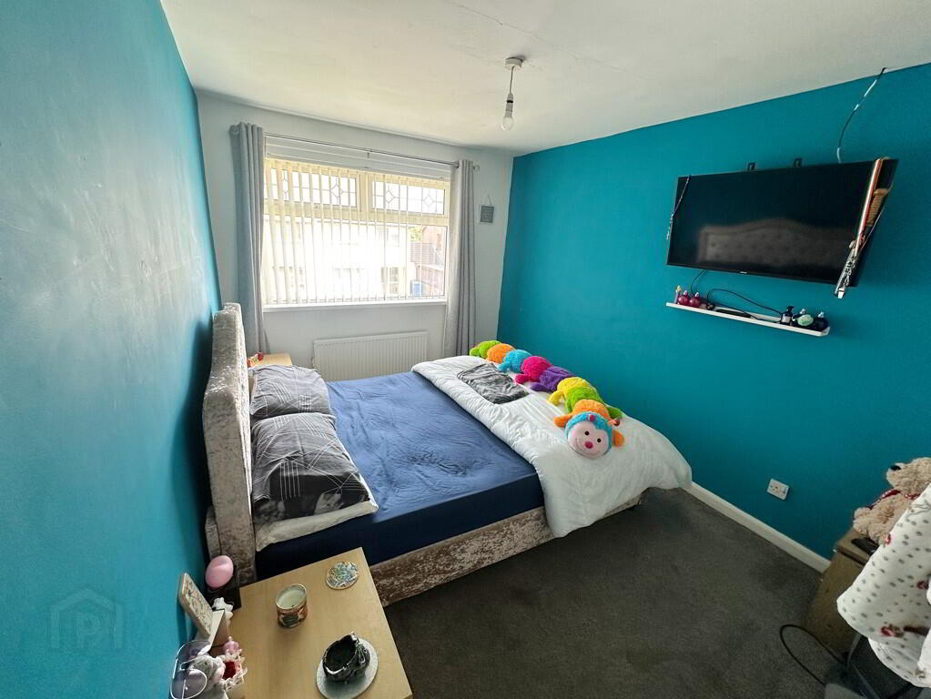 24 Rathmore Road 7 of 12