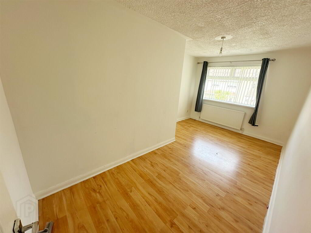 24 Rathmore Road 8 of 12