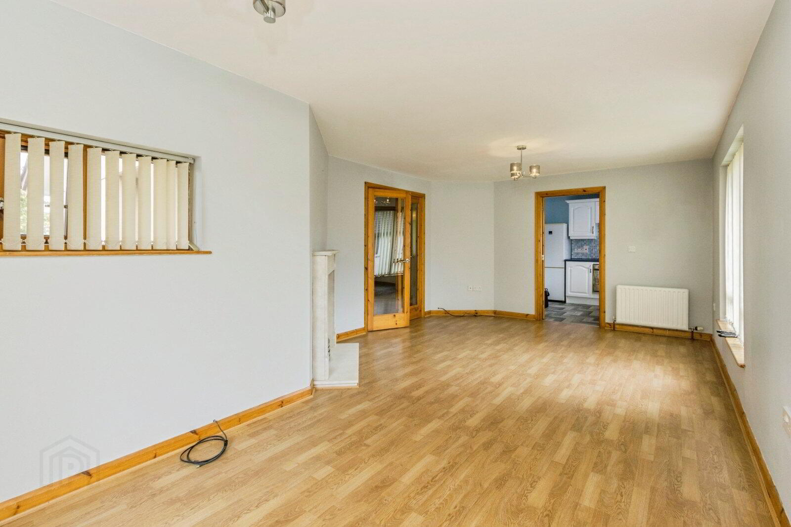 11 Shaftesbury Road 4 of 13