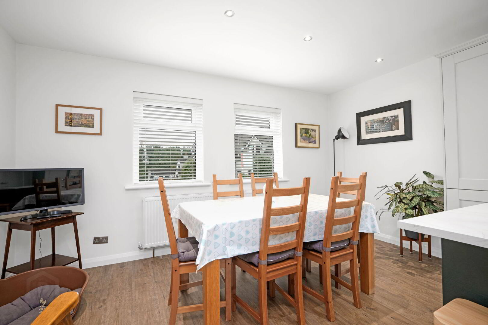 27 Greengage Lane 13 of 34