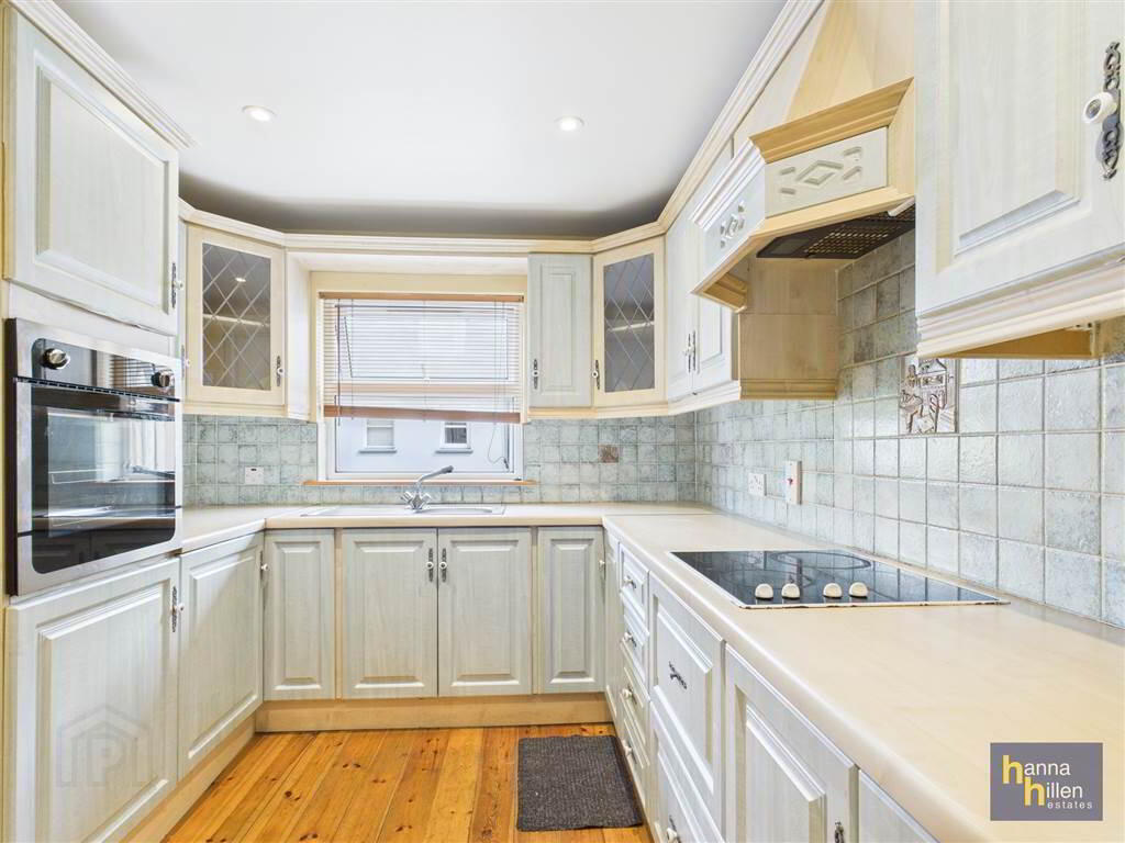30 Charlotte Street 4 of 13