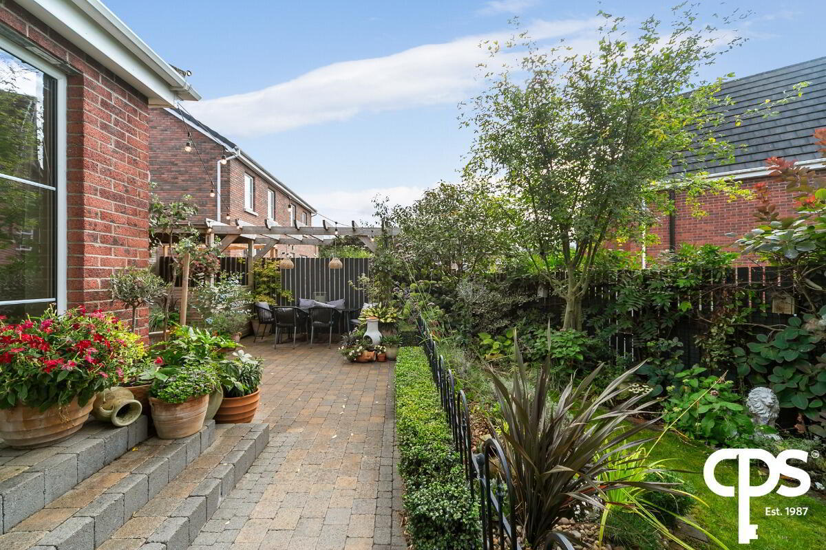 30 Ayrshire Gardens 30 of 34