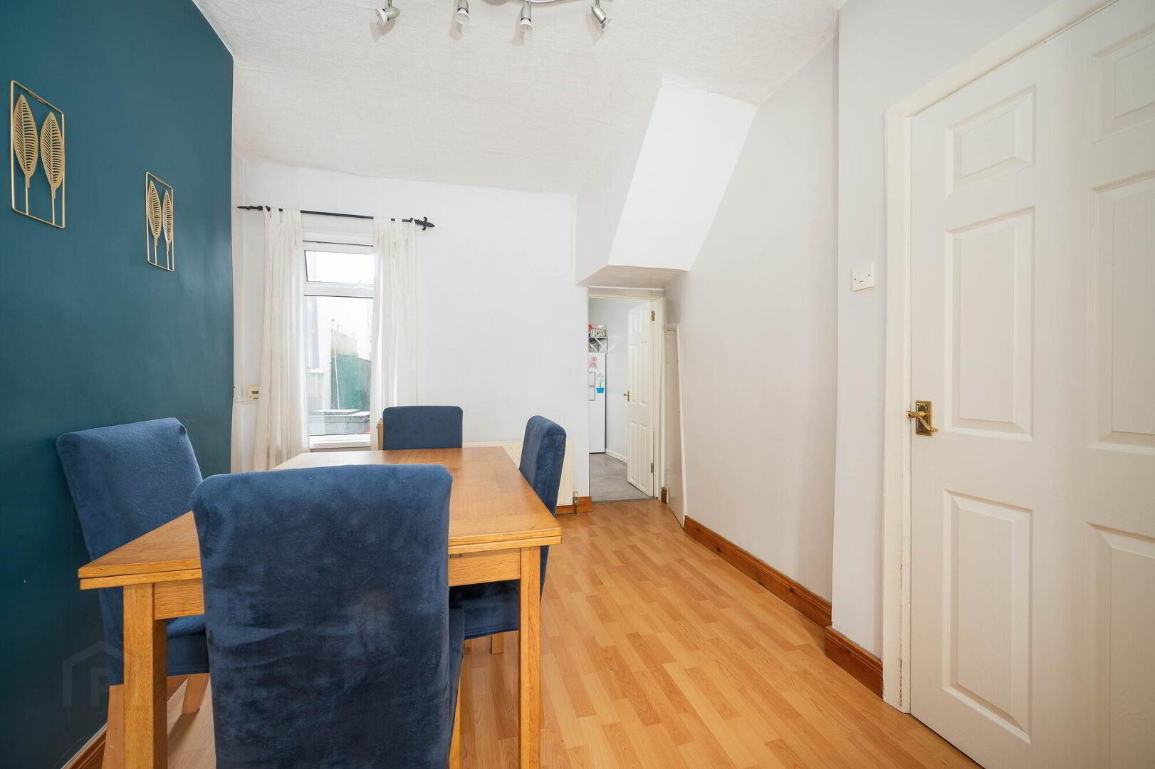 57 Rosebery Road 5 of 10