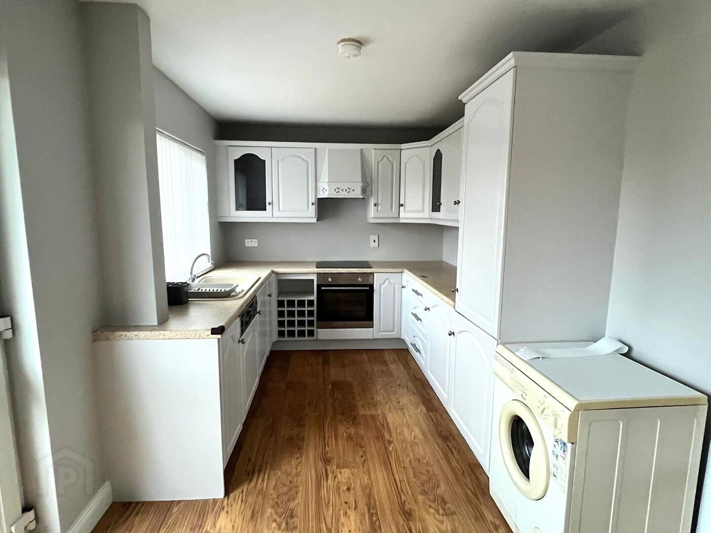 81 Seahill Road 3 of 14