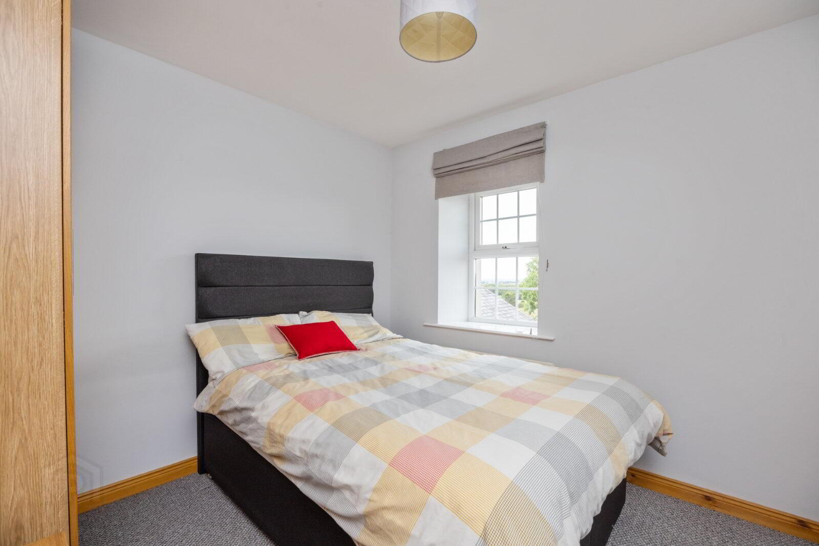 91 Mettican Road 15 of 26