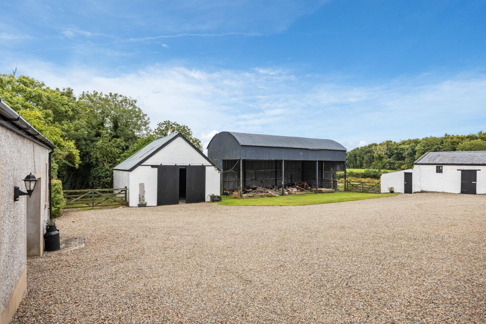 91 Mettican Road 21 of 26