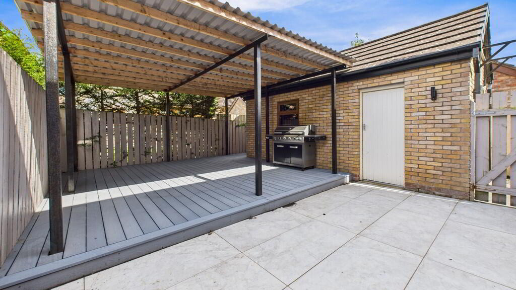 14 Stonebridge Drive 15 of 21