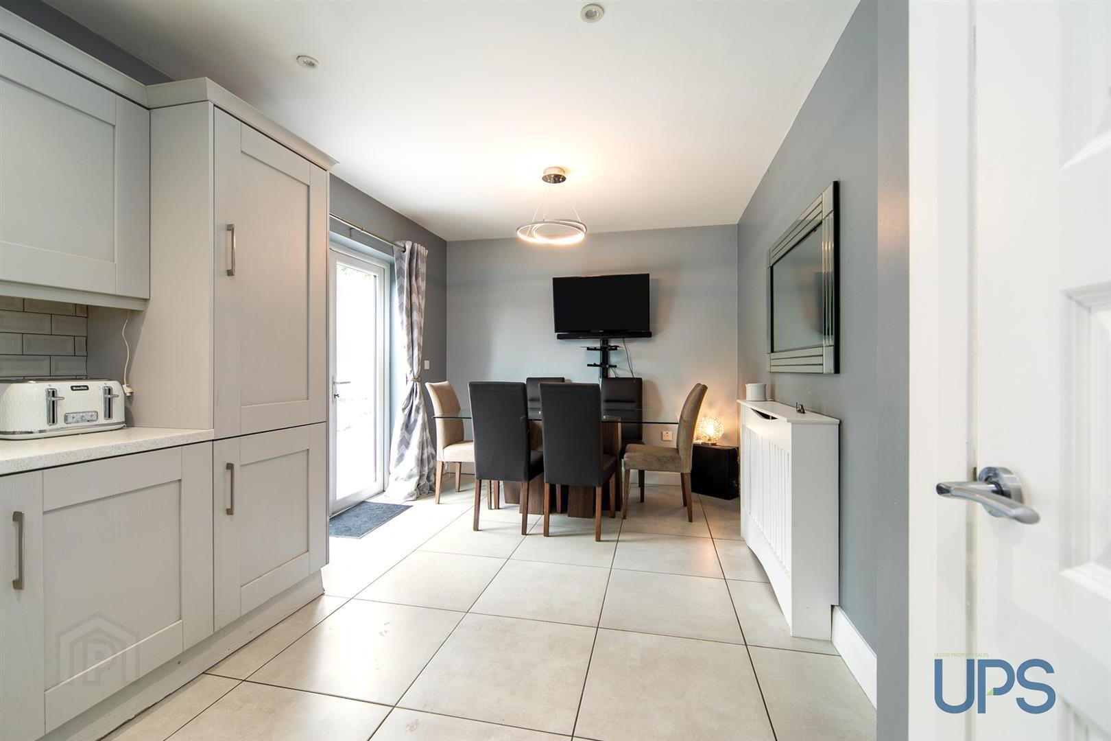 17 Huntingdon Hill 8 of 31