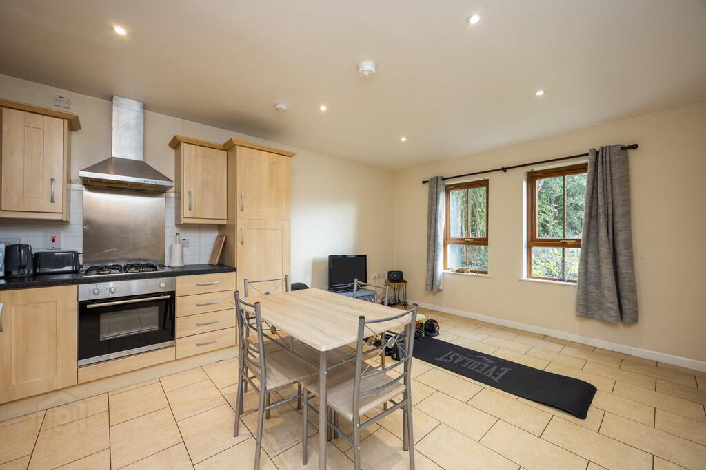 9 The Studios, 36 Derrycoole Way 4 of 11