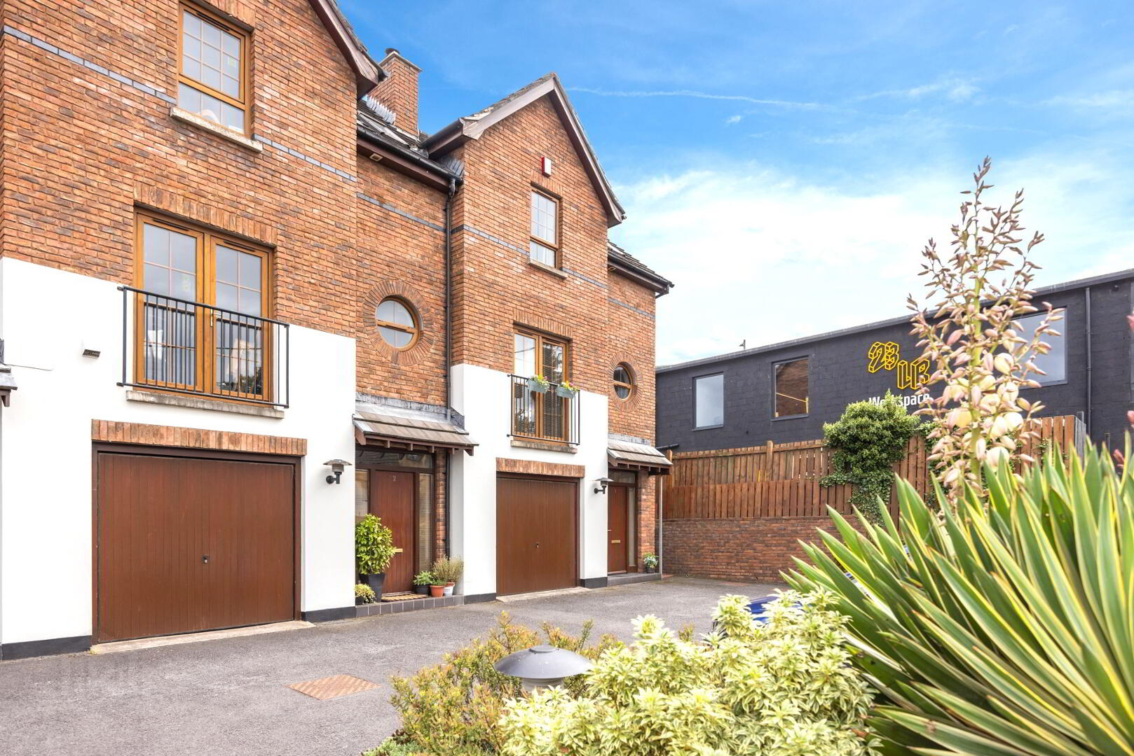 property description image