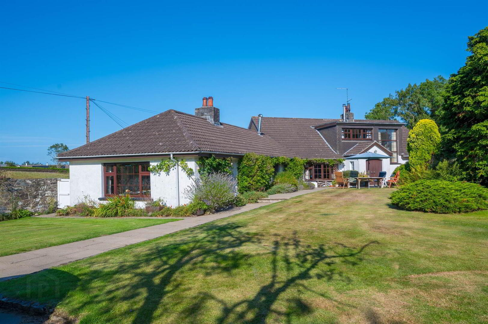 37 Bayview Road 1 of 84