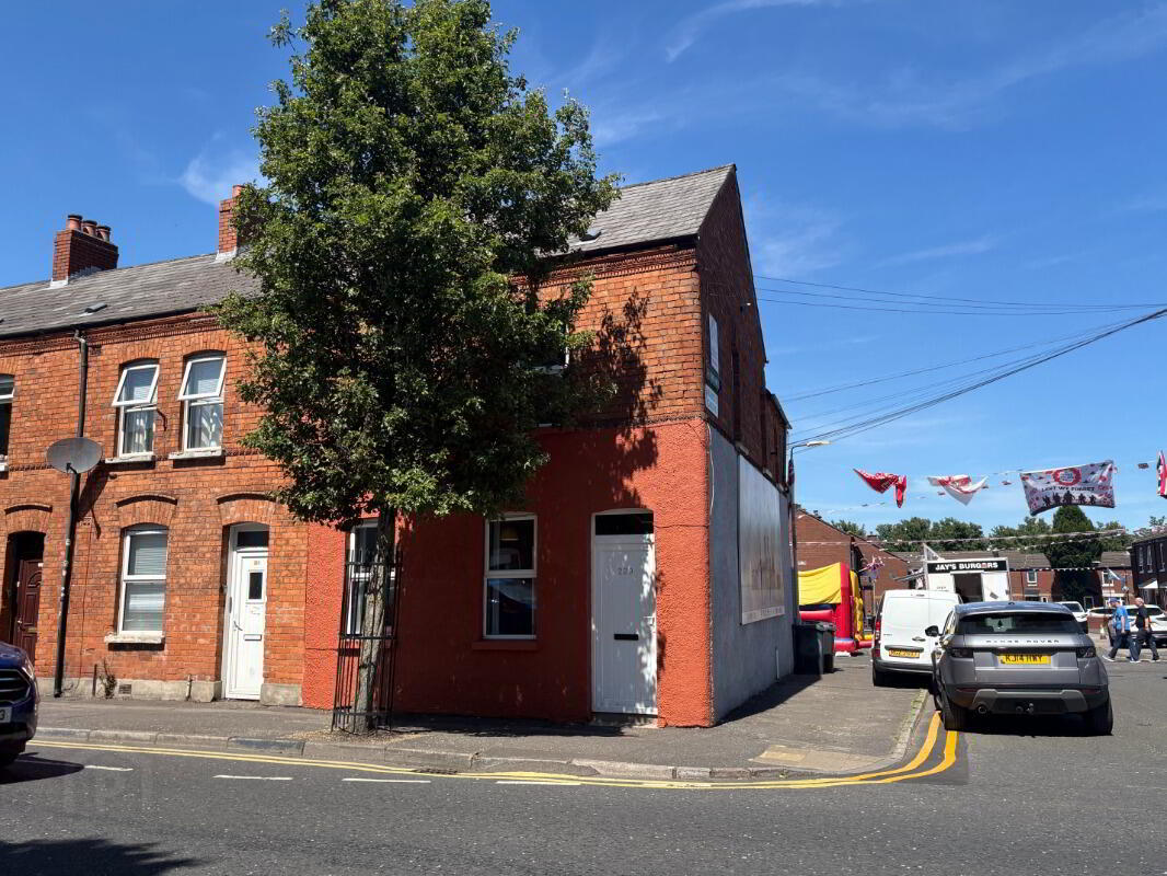 229 Donegall Road 1 of 11