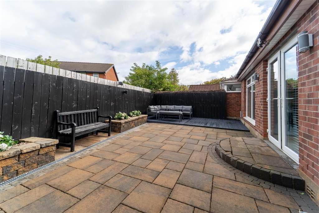 13 Woodford Grange 22 of 25