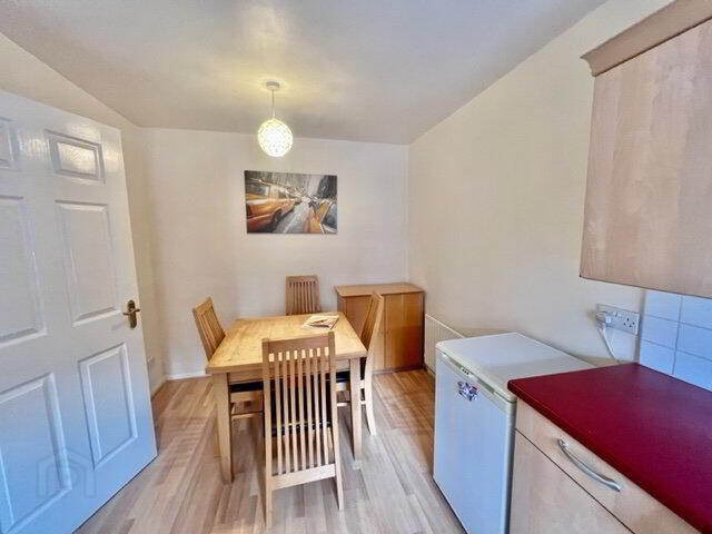 116 Sunnyside Street 5 of 8