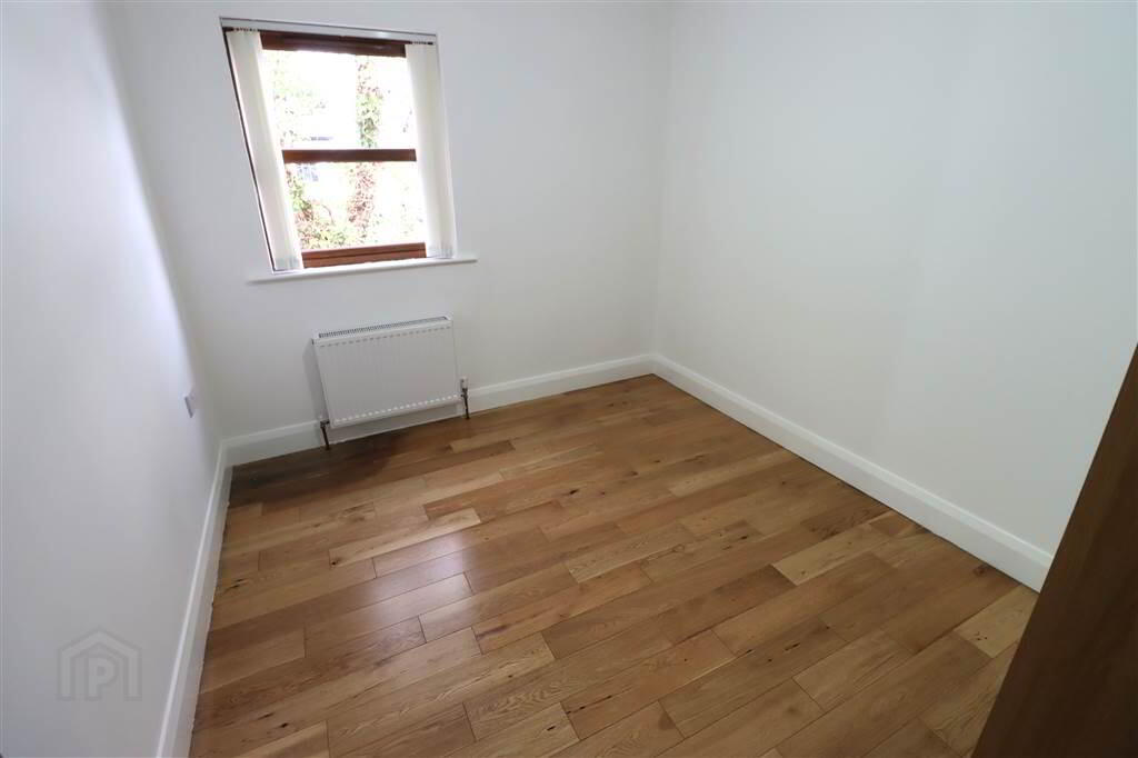 Apt 4, 58 Old Dundonald Road 5 of 10