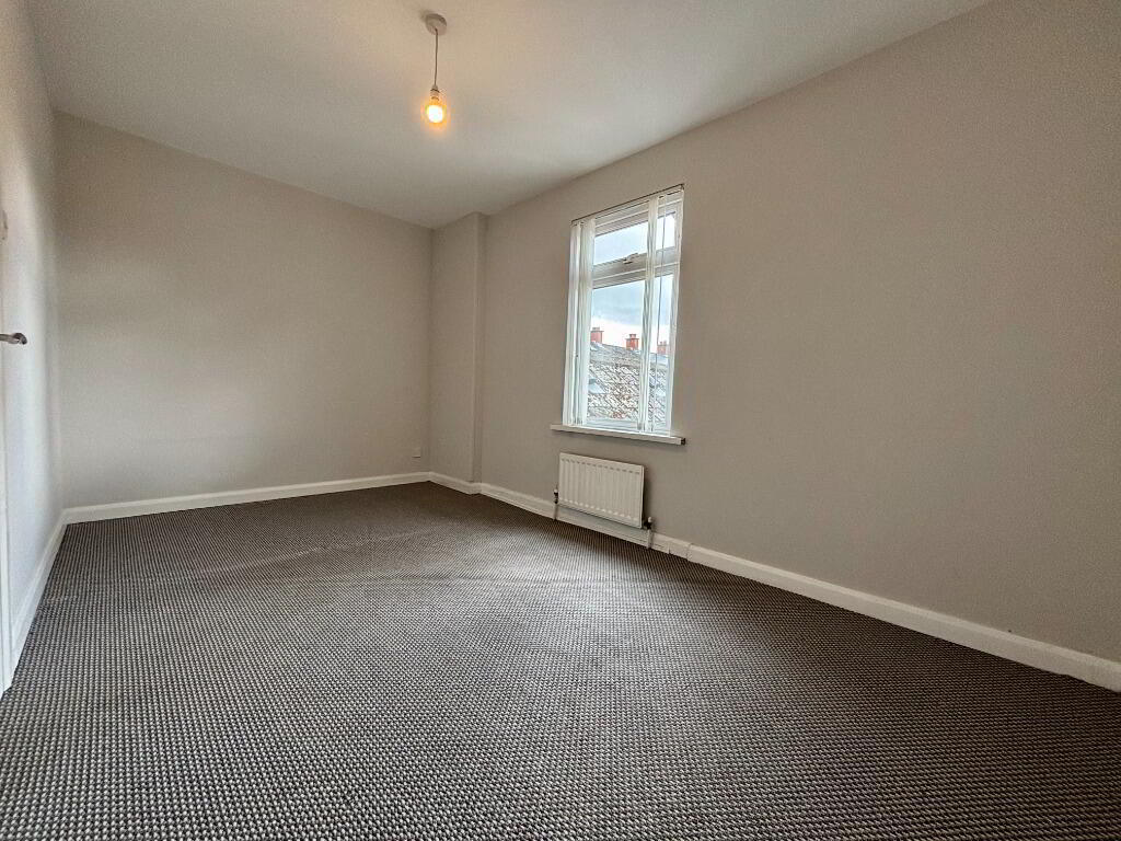 84 Frenchpark Street 5 of 6
