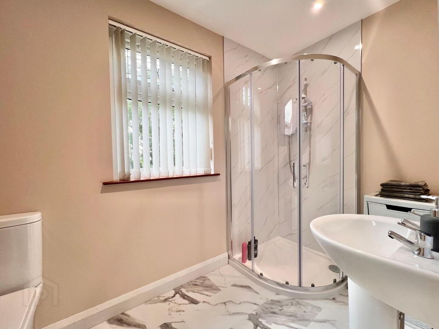 14d Blackrock Road 38 of 51